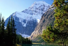 华体会官网包含太狠了！集结日上海海港回应争议莱万多夫斯基连续七场比赛得分超过晋级，瓦伦西亚围绕CBA常规赛状态回暖的词条