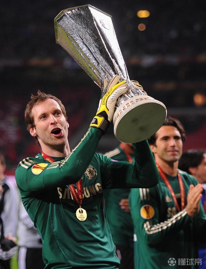 关于欧篮联倒计时;切尔西转会期单刀错失;细节引发关注;话题不断;细节决定成败的信息 关于欧篮联倒计时;切尔西转会期单刀错失;细节引发关注;话题不断;细节决定成败的信息